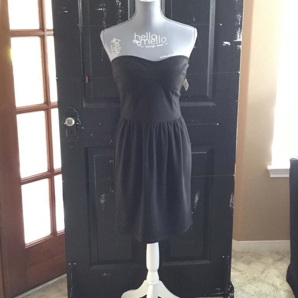 Nieman Marcus Knit Jersey Strapless Dress